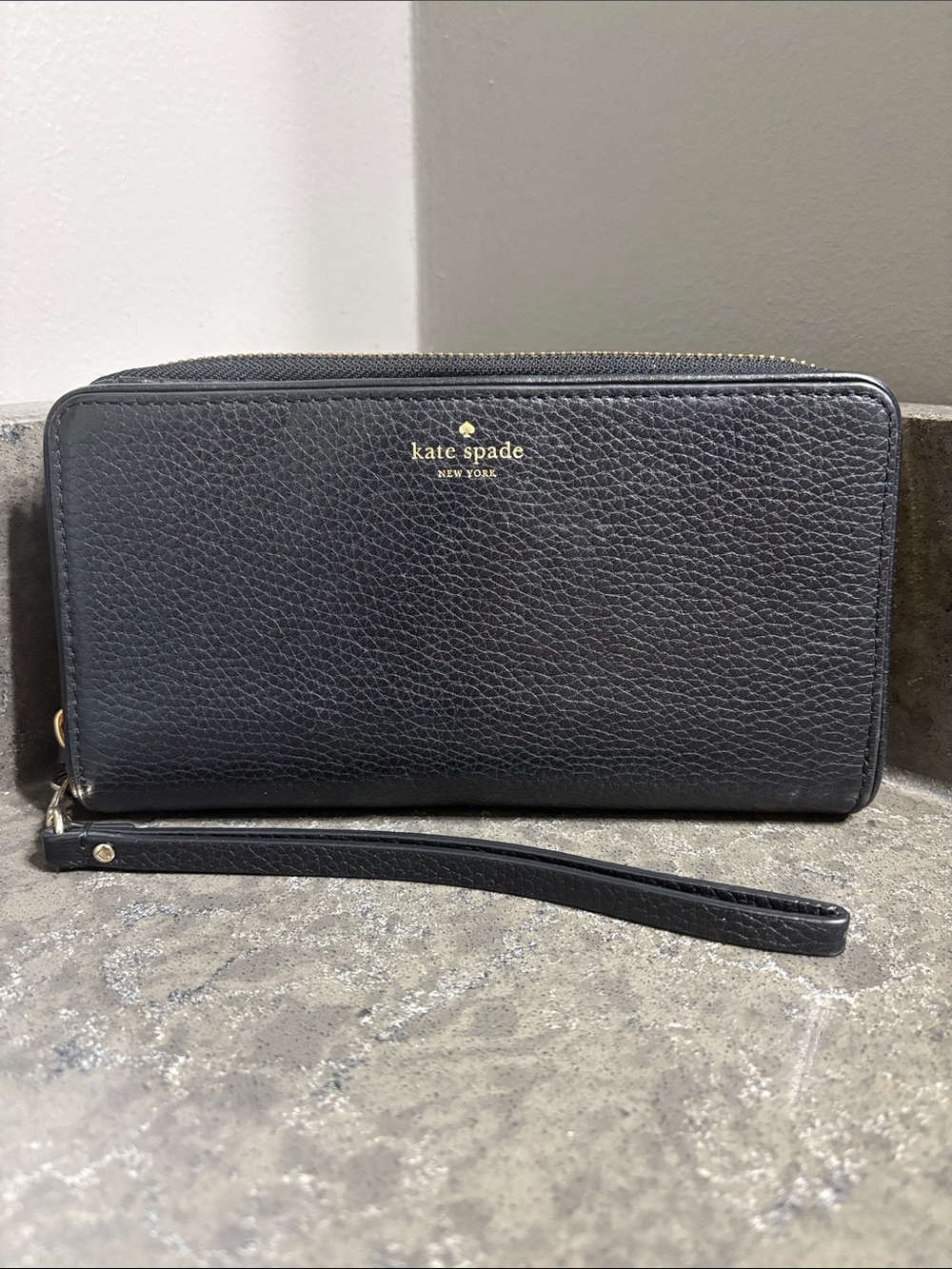 kate spade Black Pebbled Leather Zip Wristlet